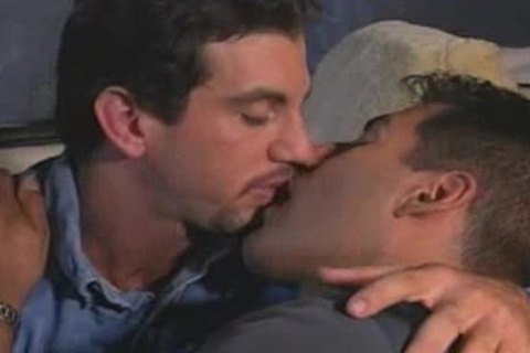 Tom Katt gets slamed By Max