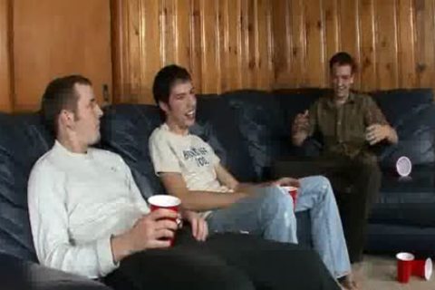 Straight man Experiguysts At A Party