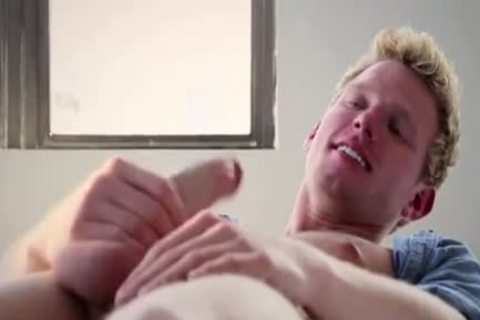 slut blonde entice livecamera fellow