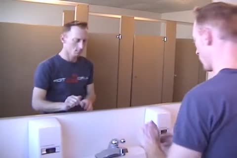 bathroom boyz - Factory clip