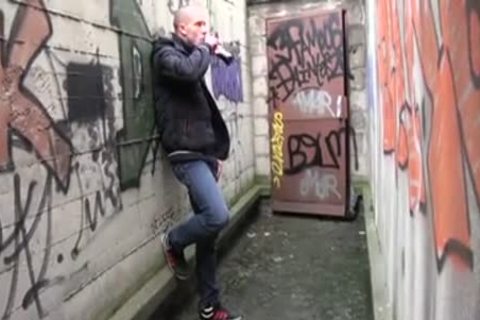 waiting For horny dude