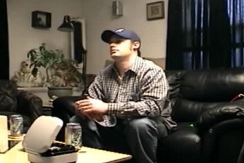 str8 lad Buzz pounds Me