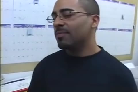 Suckin His big Uncut Tool In Lieu Of Rent specie