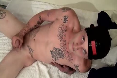 Tattoed Skater dick Got worthy Packed Manhood And Gigantic Feet - BoyFriendTVcom