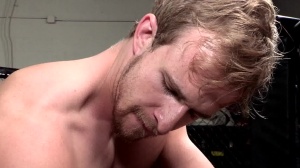 Str8toGay.com: European grappling