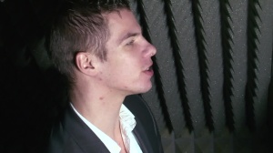 Menofuk.com - Piercing Paul Walker needs gagging