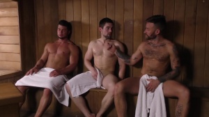 DrillMyHole.com: Hunk finds irresistible hard nailining