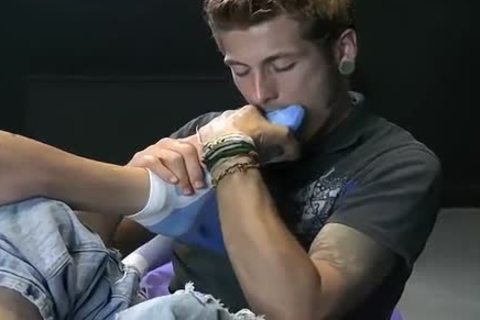 TWO allies PLAY WITH THEIR FEET