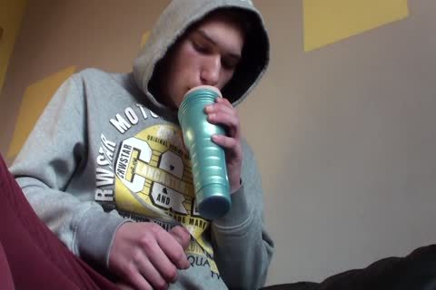 CZECH CASTING Skate boy Casting cook jerking goo flow