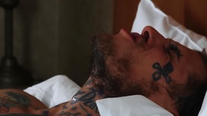 Bromo - American doggy fuck in the bed