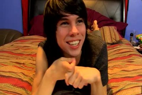 Kyler Moss jack off Show