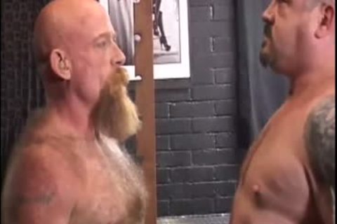 Жарқылдаған порно көру