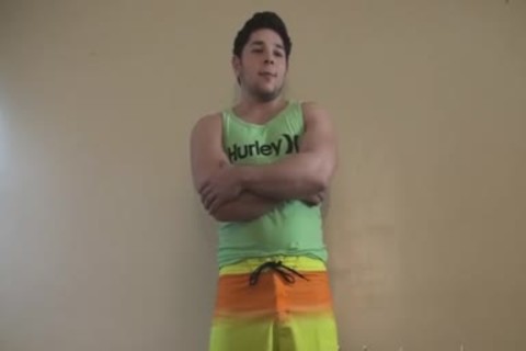 Muscle Domination Wrestle