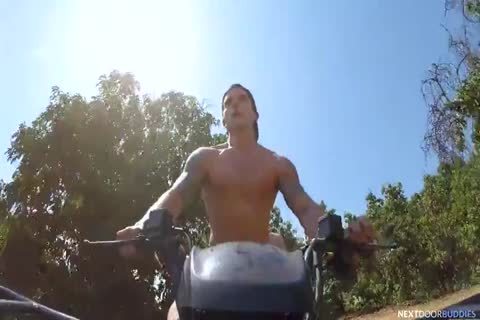 Rimjob On A Quad & Bedroom slam