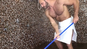 ClubBangBoys - Bareback rough fucking and athletic amateur Tom