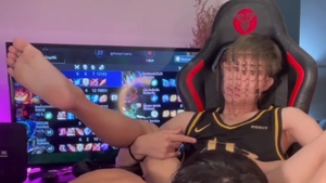 This Thai Celebrity Rent An Housr To Have Sex With His Secret teen friend