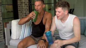 Family Dick: Stepson's Gift: A Blowjob to Remember