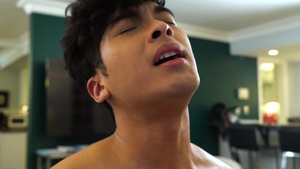 Butt Virgins: Cut Tease from Muscular Matteo