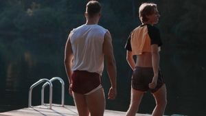 Men: Killer Kissing Sheriff at Night