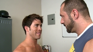 Men: Bubble Butt Captain Dominates Hairy Student
